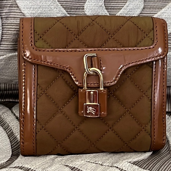 Burberry wallet - Picture 2 of 16